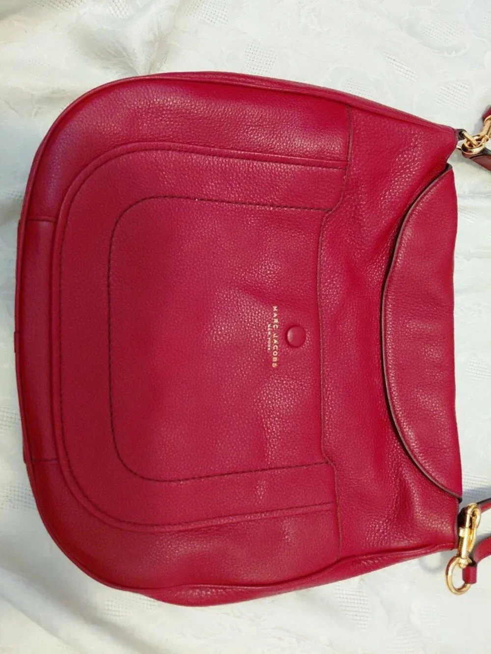 Marc Jacobs Empire City Hobo Red Pebbled Leather with Attachable Crossbody Strap